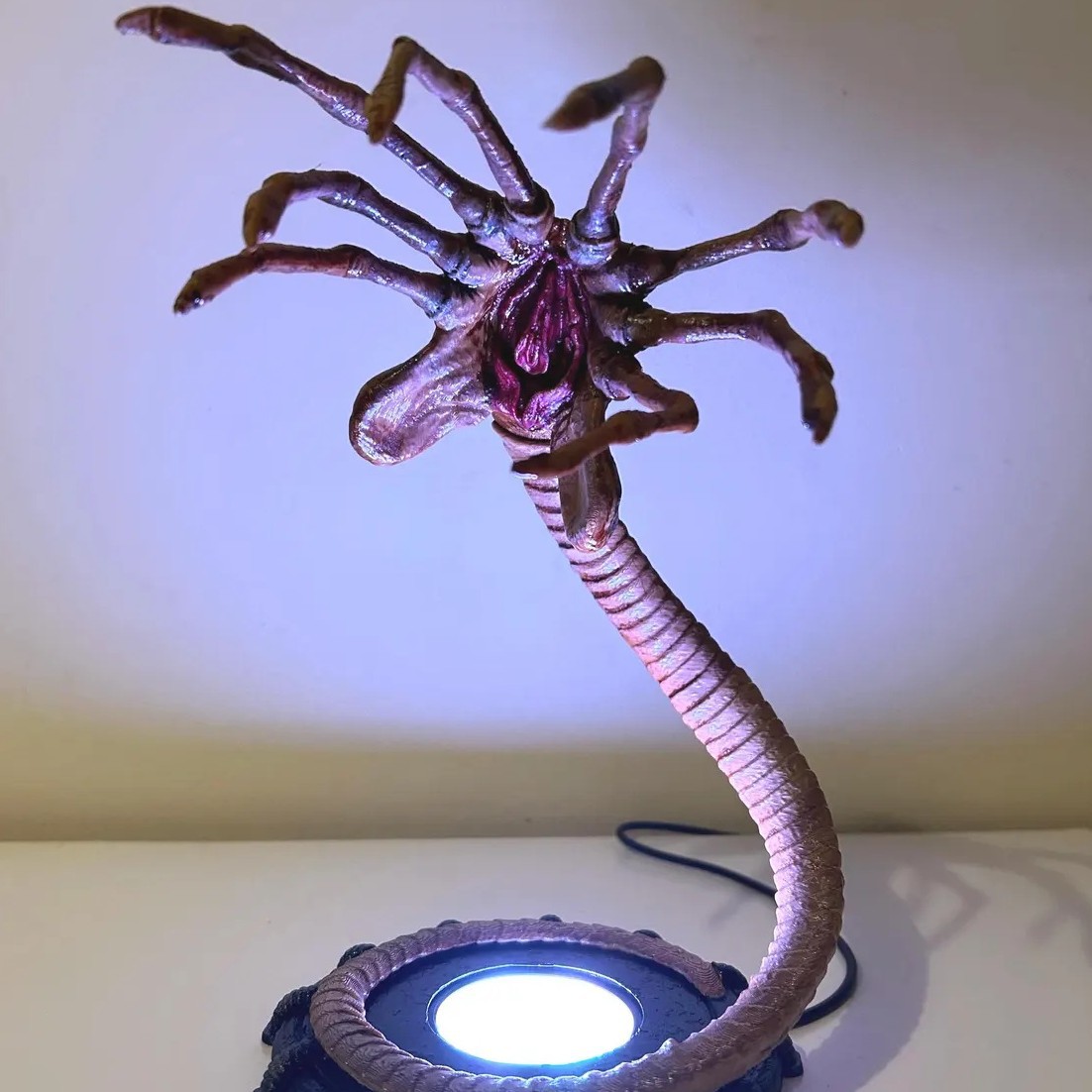 Lighting Decor Ideas - โคมไฟ Alien Facehugger ไฟกลางคืน, ไฟกระพริบตกแต่งฟักทองฮาโลวีนพร้อมไฟ LED,