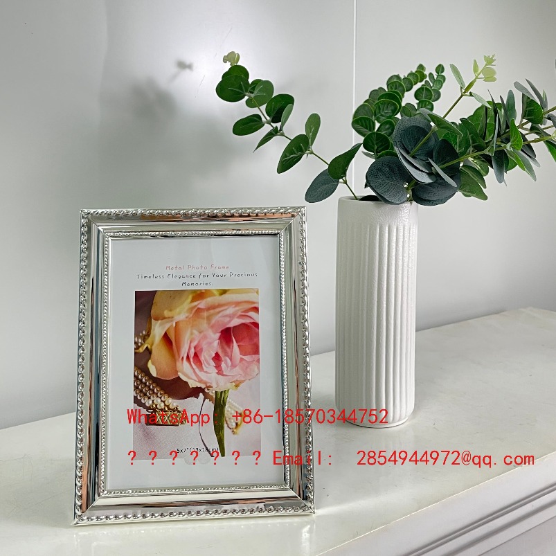 กรอบรูปโลหะสีเงินสไตล์ยุโรปสุด - Lighting Decor Photos บทวิจารณ์และราคา